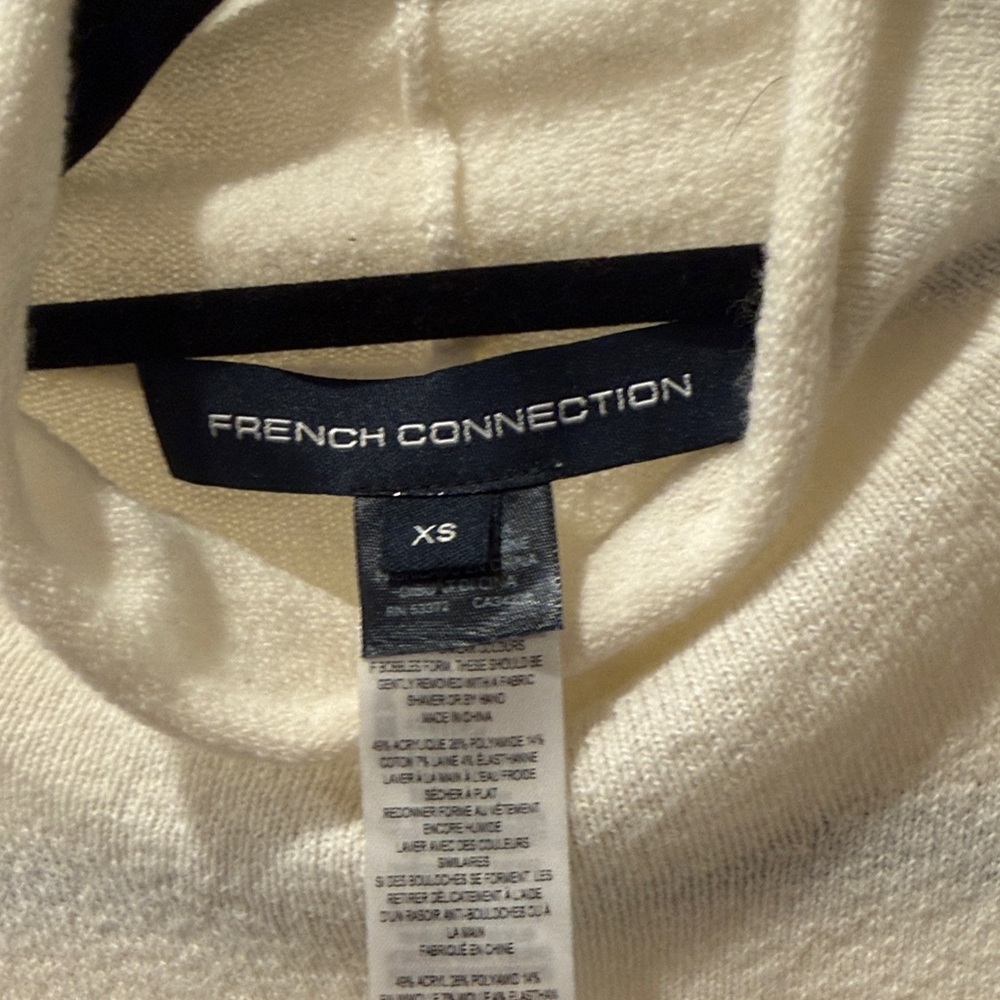 Off White Sweater - image 3